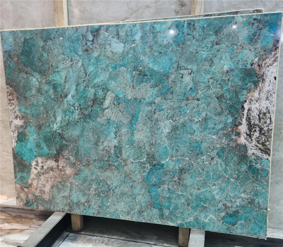 Good Price Luxurious Amazonite Green Quartzite Polished Green Granite Slabs for High-end Villa