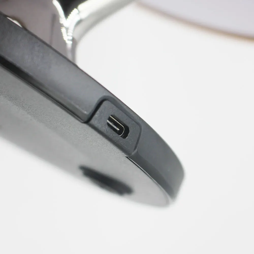 Популярный дизайн 2021, многофункциональная Светодиодная лампа 4 в 1, настольный ночник, беспроводное зарядное устройство с динамиком BT, часами