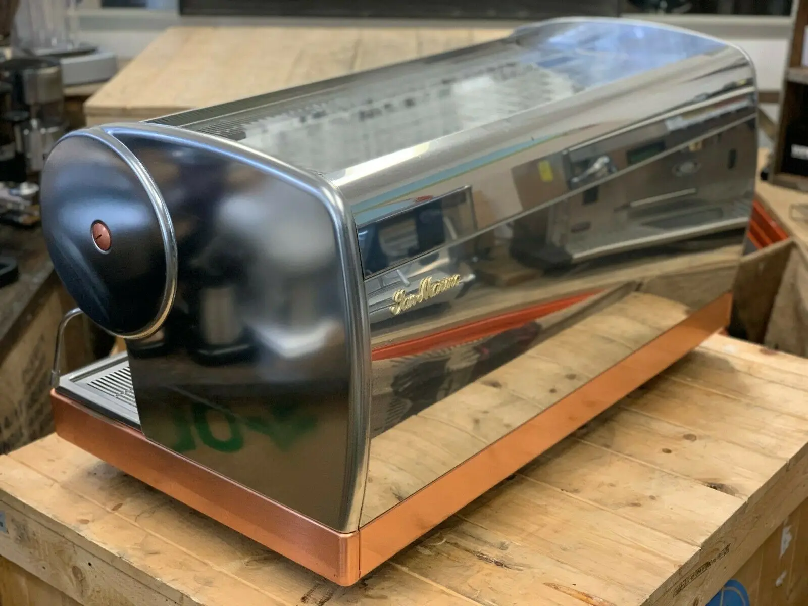 Coffee Machine f.jpg