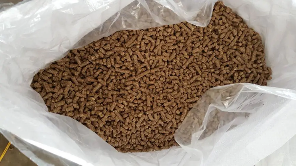 Dried Molasses Pellet/ Best Price Molasses/ Molasses In Bulk Lionel