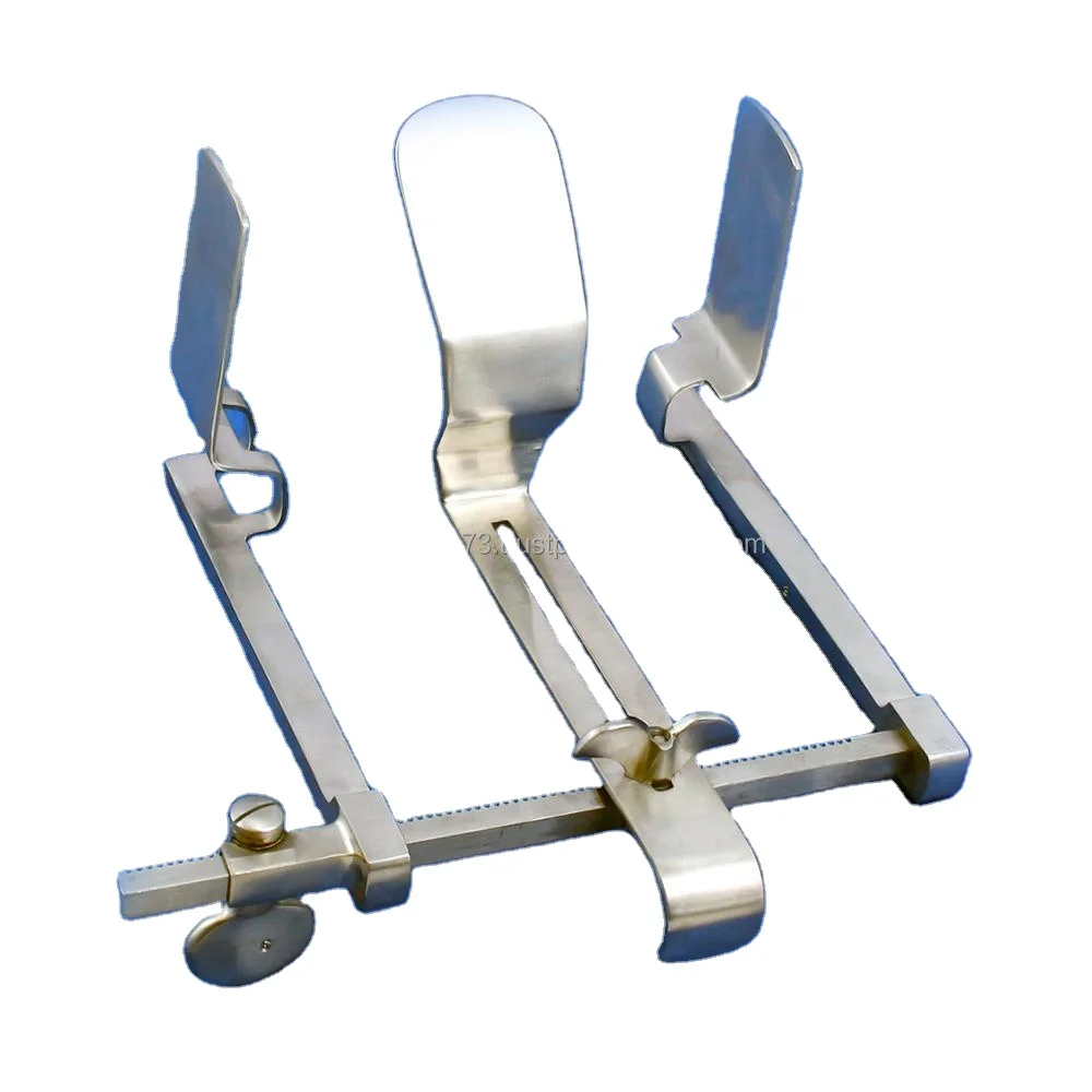 bladder retractor