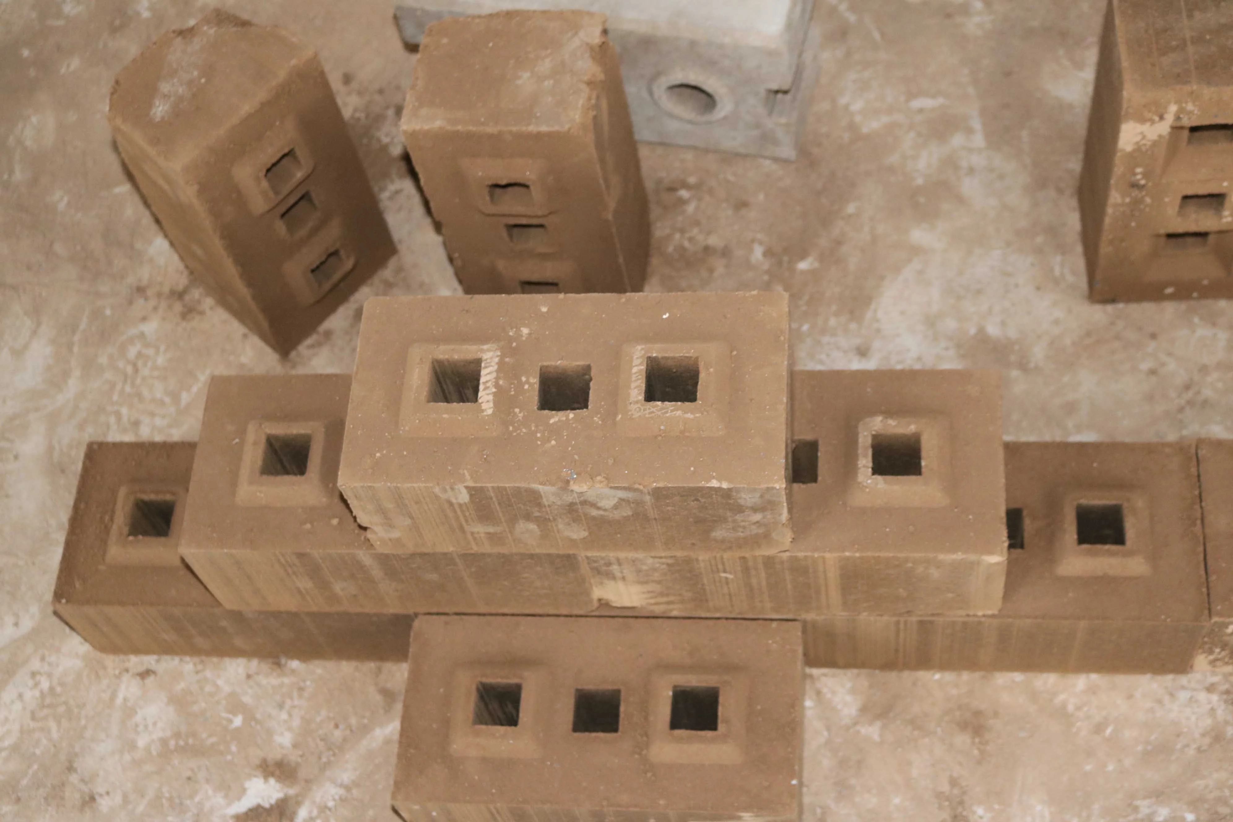 Interlock Block Mold XM2-40 Clay Bricks Making Machine Lowest Price in Philippine