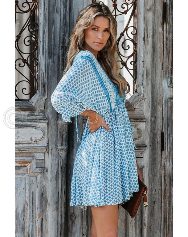 Spring New Product V-Neckline With Yoke Crochet Lace High Waist Short Holiday Beach Party Short Tunic Printed Casual Dresses