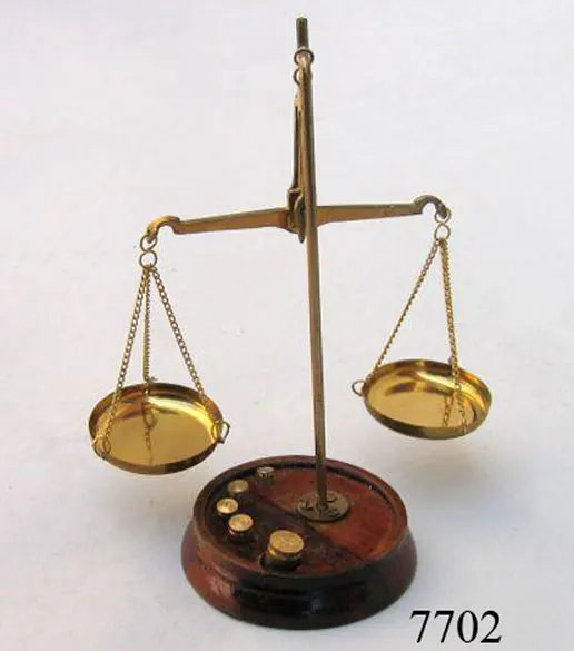 Small Brass Weight Scale With Wooden Base Table Weighing Scale Handicraft.