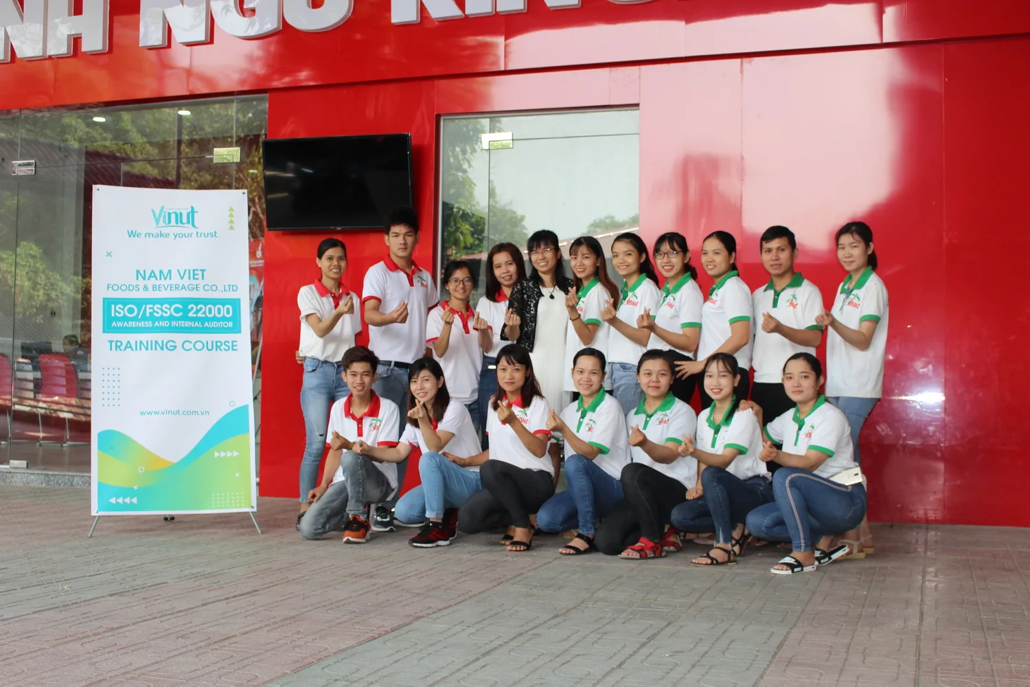 330 мл винута оригинальный вкус сока розового яблока освежающий натуральный пюре из манго-Финика, сушеный Сертифицированный халяльный поставщик частной торговой марки