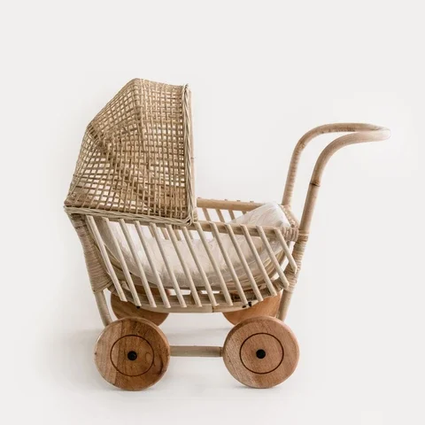 天然手作り卸売籐人形ベビーベッド乳母車キッズおもちゃ| Alibaba.com