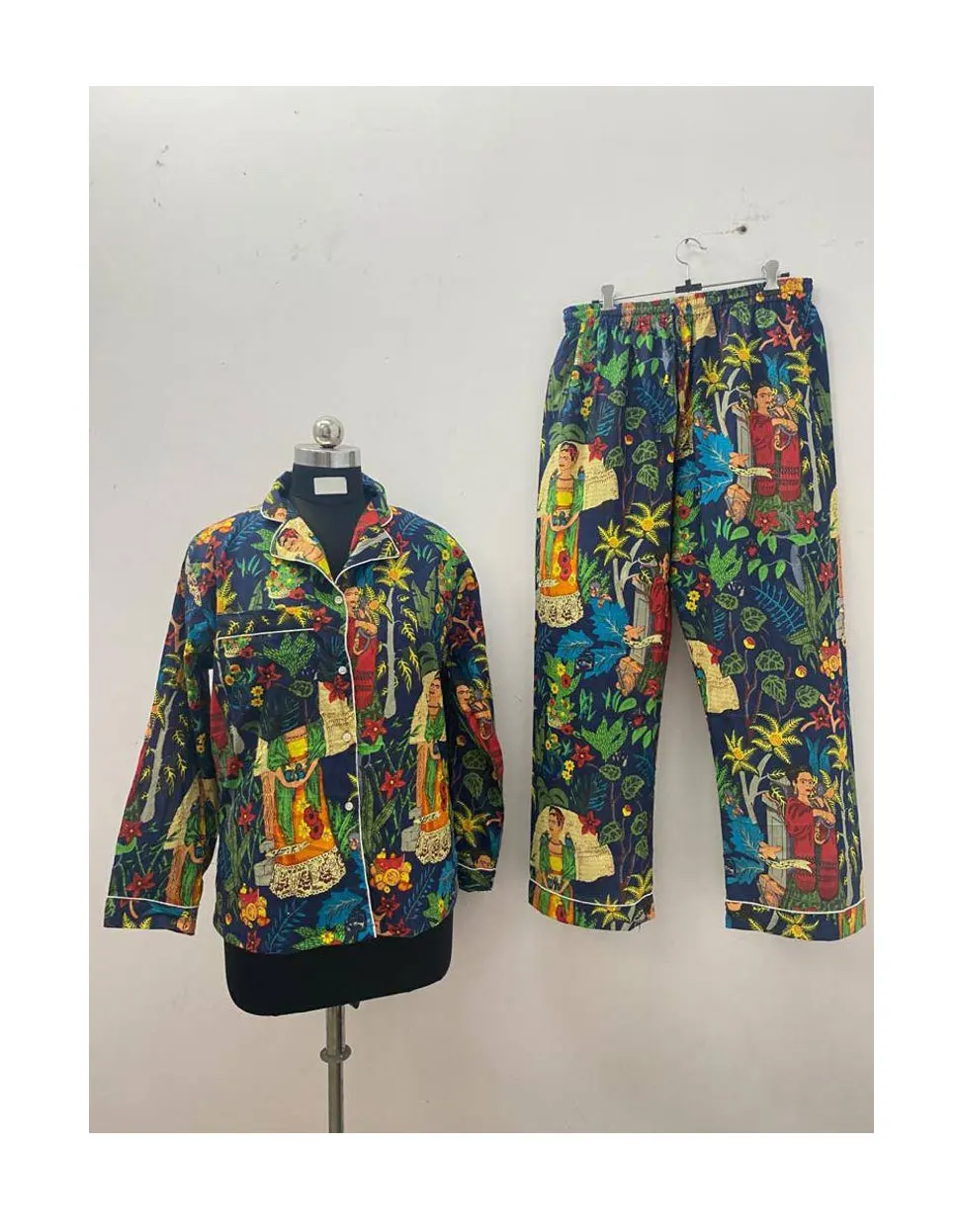floral print night suit