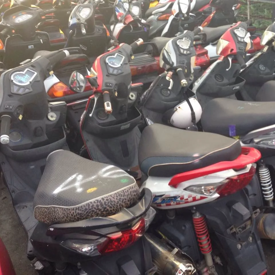 
 Подержанные мотоциклы Kymco VJR 125cc, скутер из Тайваня  