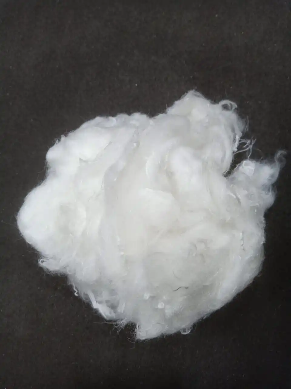 Отходы из полиэстера с низким содержанием расплава