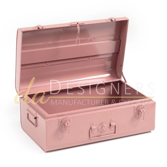 Decorative Storage Metal Trunk With Powder Coated Finishes Classic