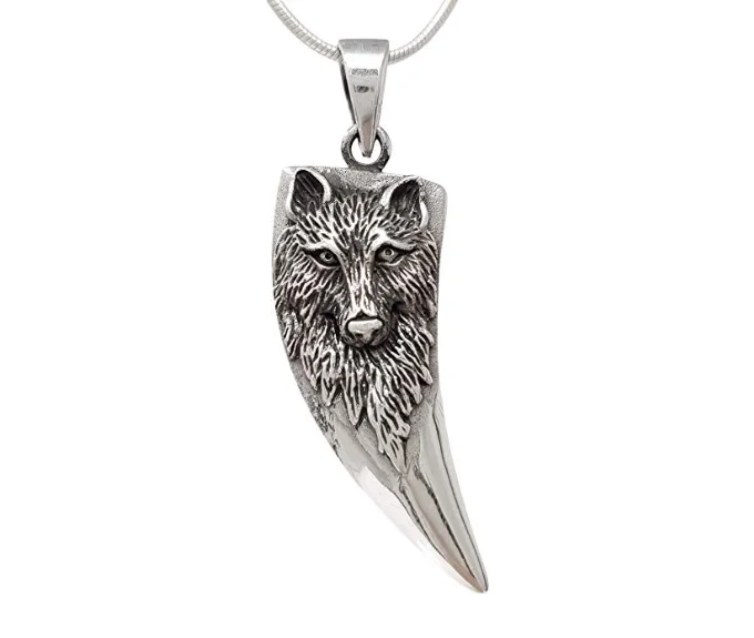 silver wolf pendant