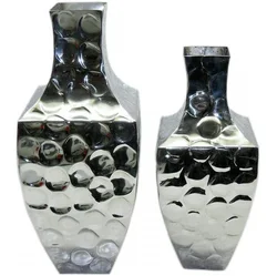 Ваза для цветов выколачиваю