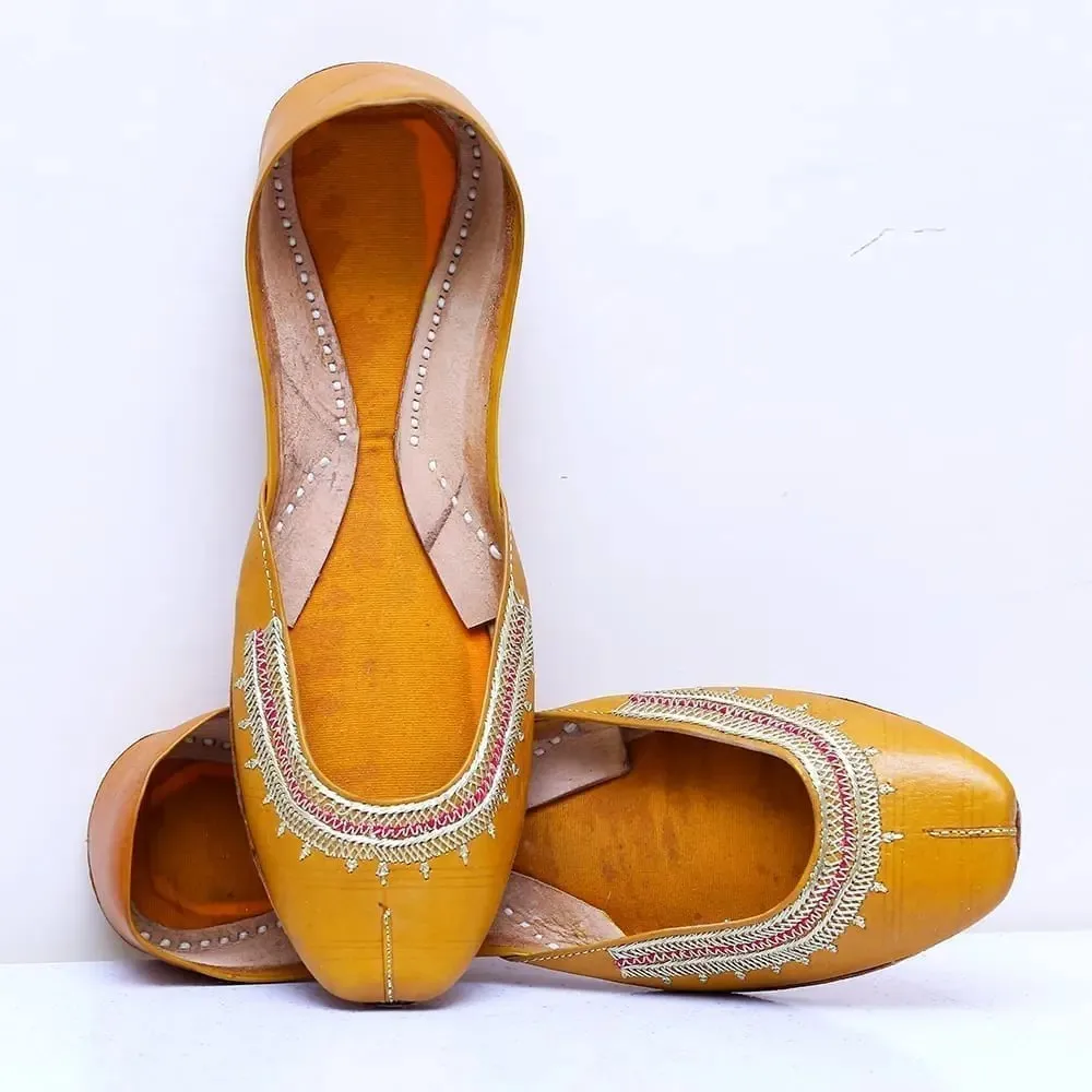 Etnische Indiase echt lederen herenschoenen Juti Khussa sandalen flats slip op Mojari Schoenen Herenschoenen Juttis en mojaris 