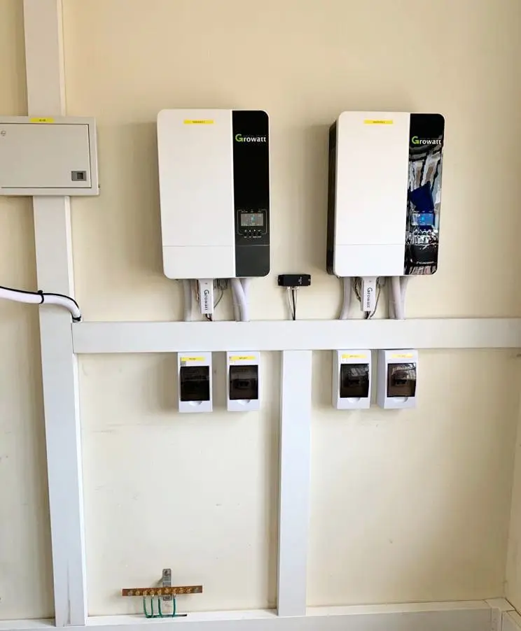 Voltacon Growatt 5kW off-grid SPF5000-ES 48V omvormer MPPT-oplader Voltacon Growatt 5kW off-grid SPF5000-ES 48V omvormer MPPT-oplader