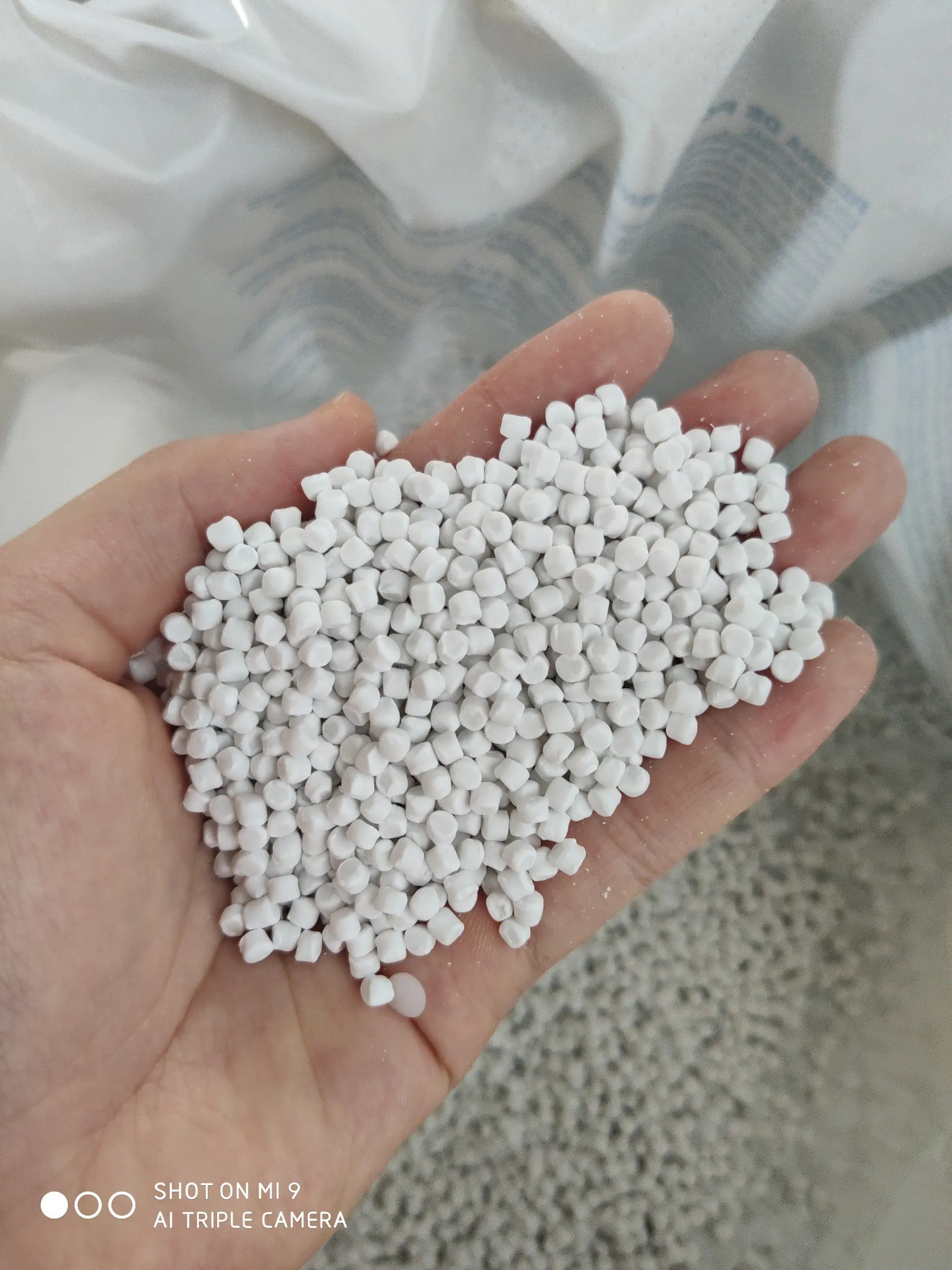 Концентрат наполнителя CaCO3/камачт/калпет на основе полиэтилена, используемый для выдувания пленки для экономии затрат/высокого качества/по лучшей цене