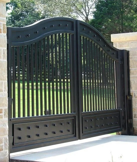 CBMmart Steel Welded Main Gate for Garden Railing Simple Design Iron Mesh Fence Gate