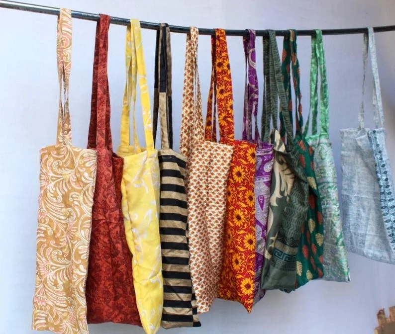 Handmade Eco-Friendly Vintage Polyester Saree Carry Bag Cotton Lining Easy  Great Grocery Shopping Double Strap Messenger Bag - Main Image