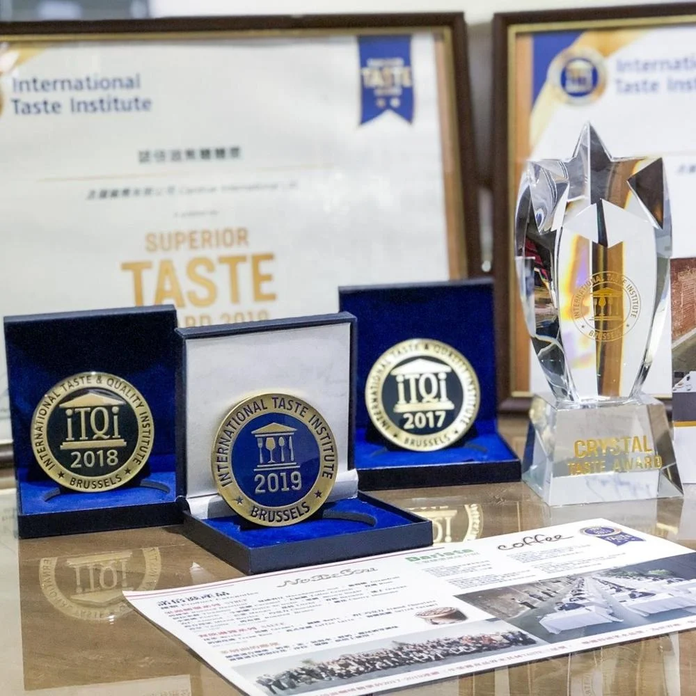 Готовый к отправке сироп со вкусом ананаса 320 г образец