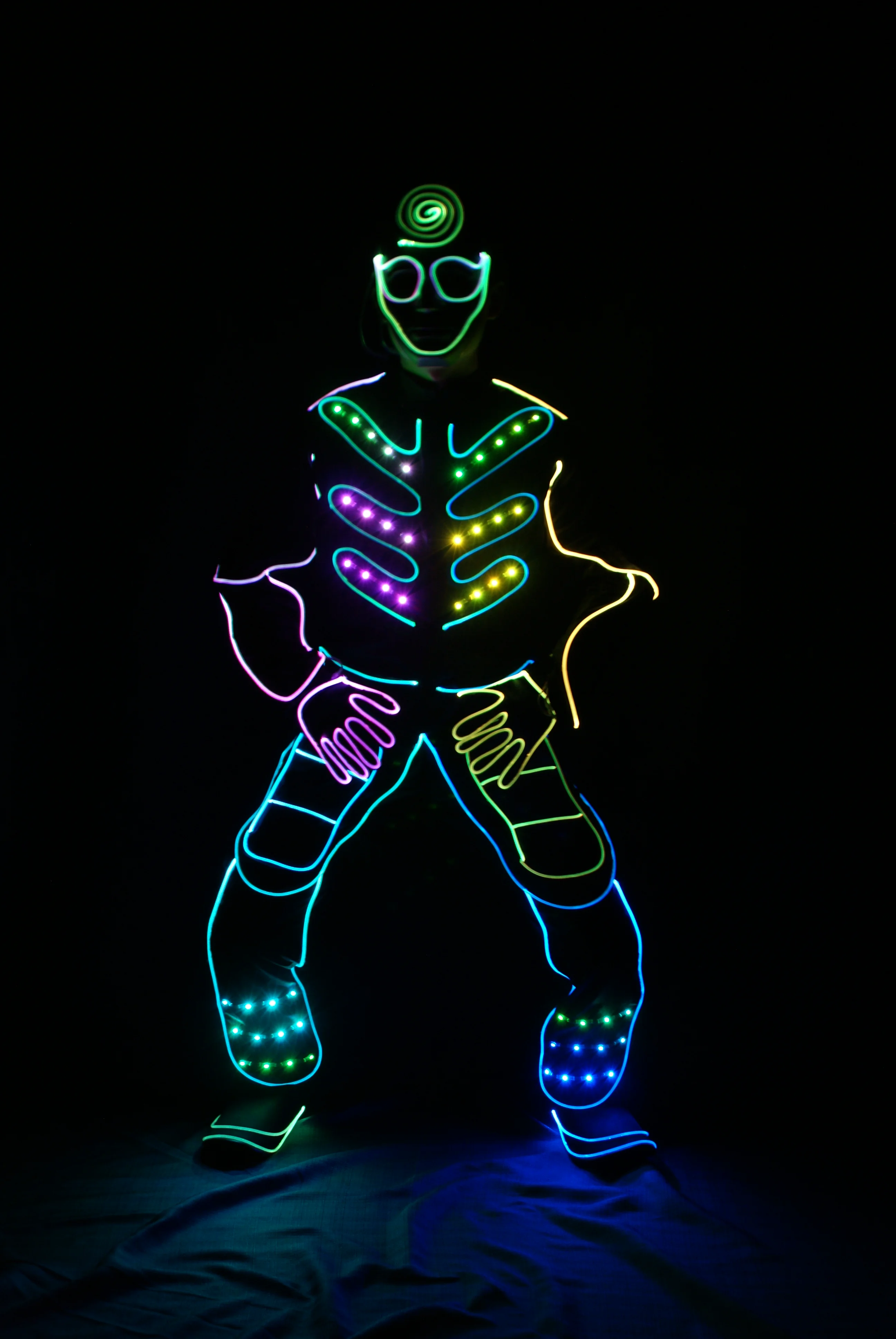 Неоновый Дизайнерский Костюм Rave для выступлений, светодиодная светящаяся одежда для выступлений, костюмы для сцены