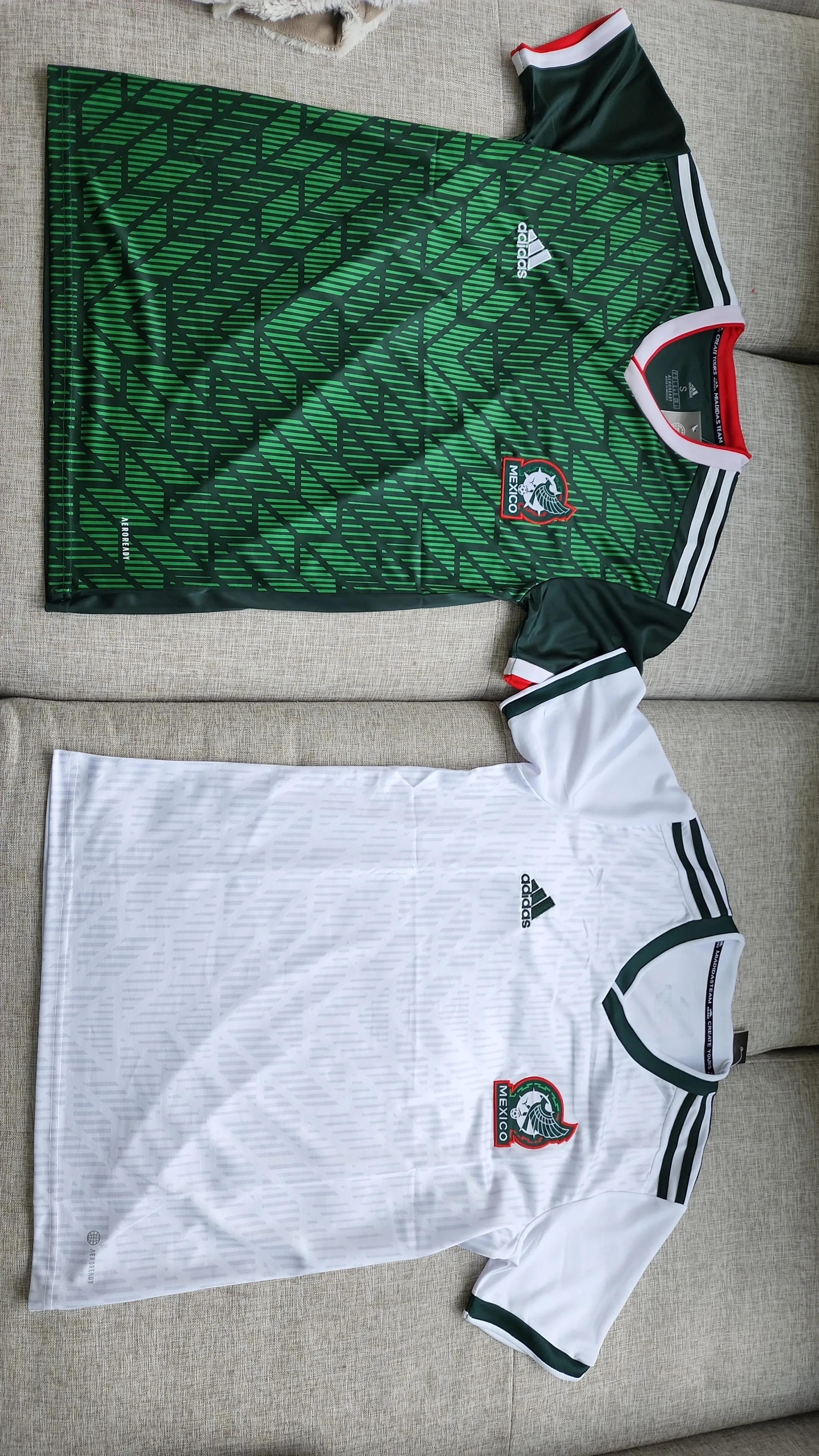 Wholesale NEW 2022 2023 Mexico Soccer Jersey Thai quality home away men  women kids Football Shirt custom Uniform From m.