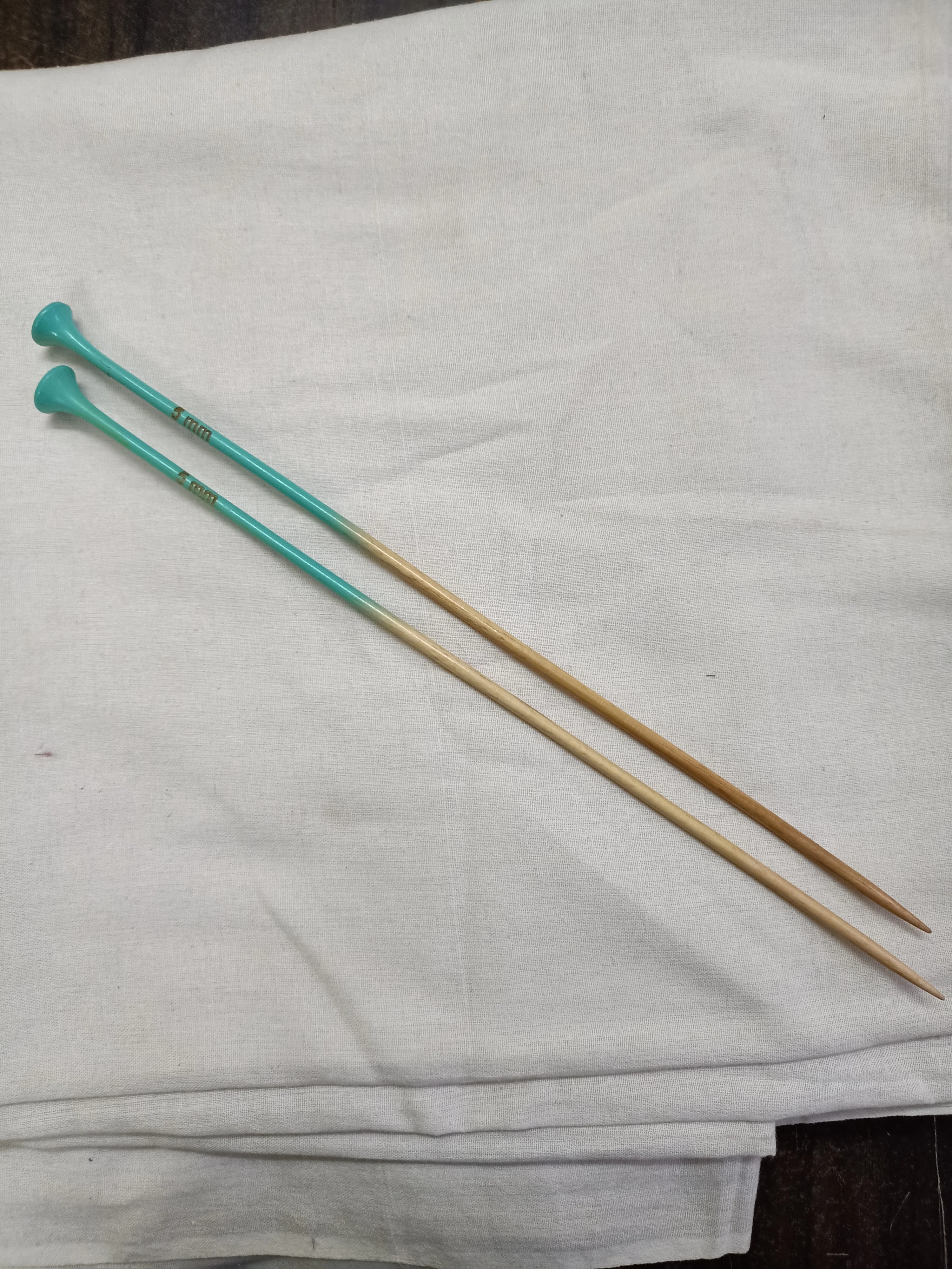 Handmade Eco-Friendly Recycled Bone Knitting Needles by Conifer for Knitters Weavers Art & Crafts Yarn Stores