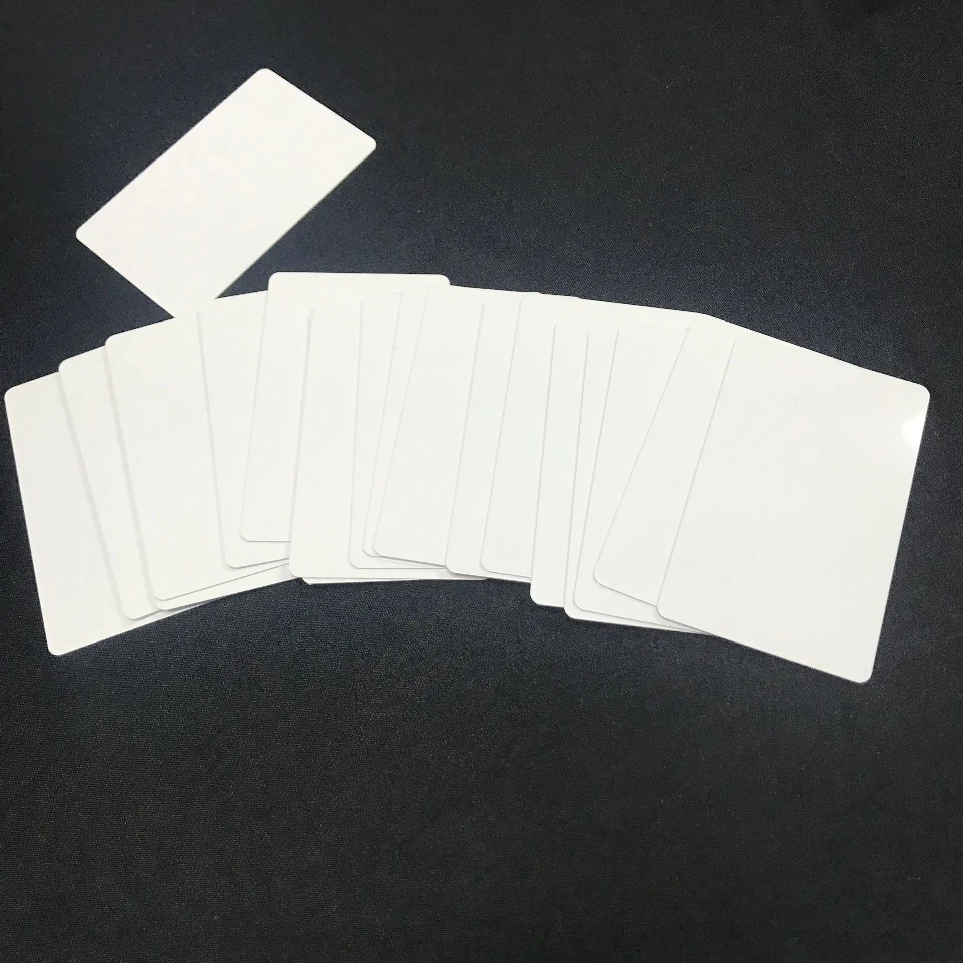 white-blank-cr80-pvc-card-for-thermal-sublimation-printer-inkjet