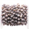 MARRÓN