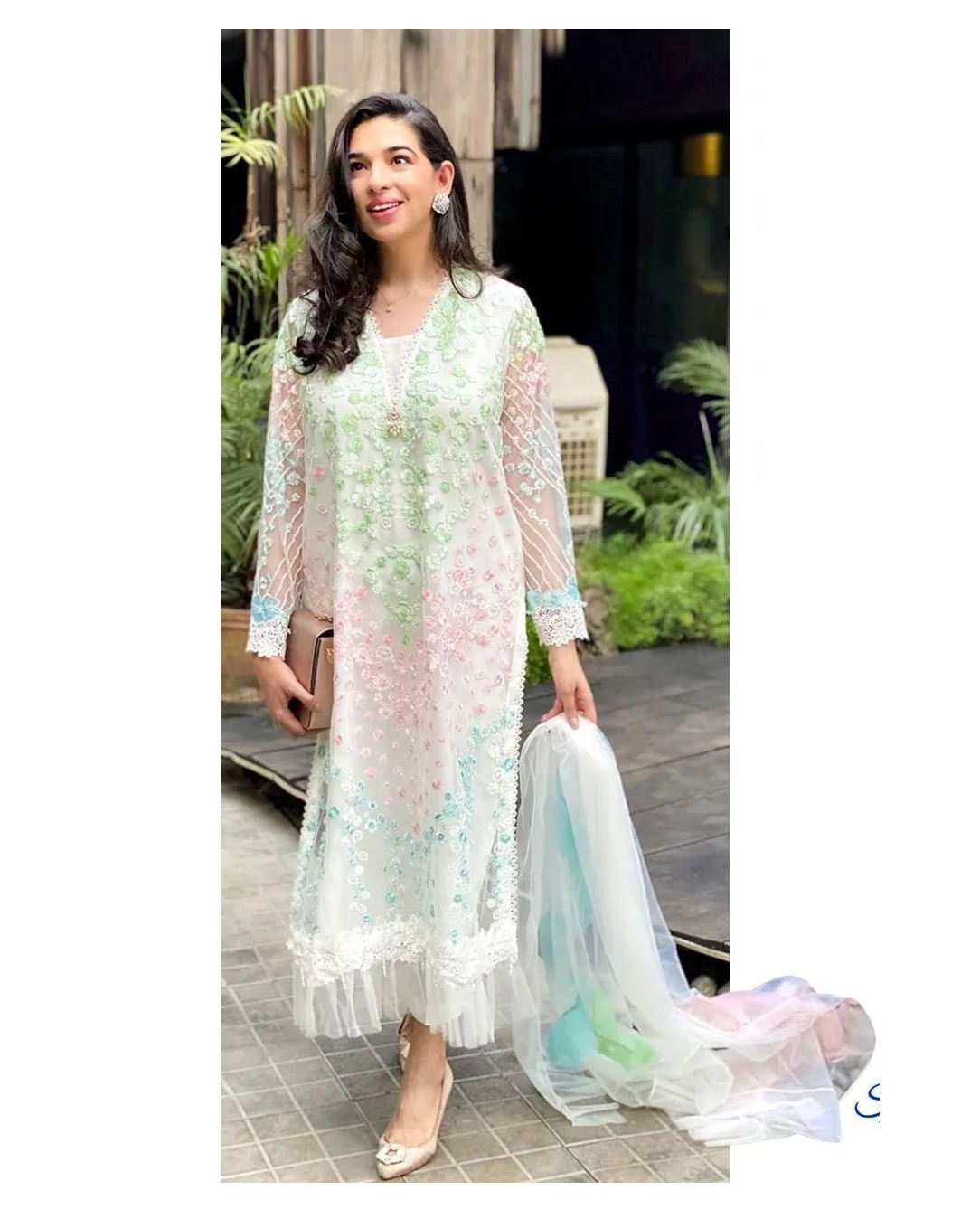 Source Stylish Pakistani designer dresses latest kurti design 2022 ...