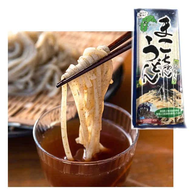 日本泡面乌冬面与kombu 海带 开水变成美味的汤底 Dashi 日本制造 Buy 日本方便面乌冬面混合海带 海带 沸腾的水变成美味的汤基地