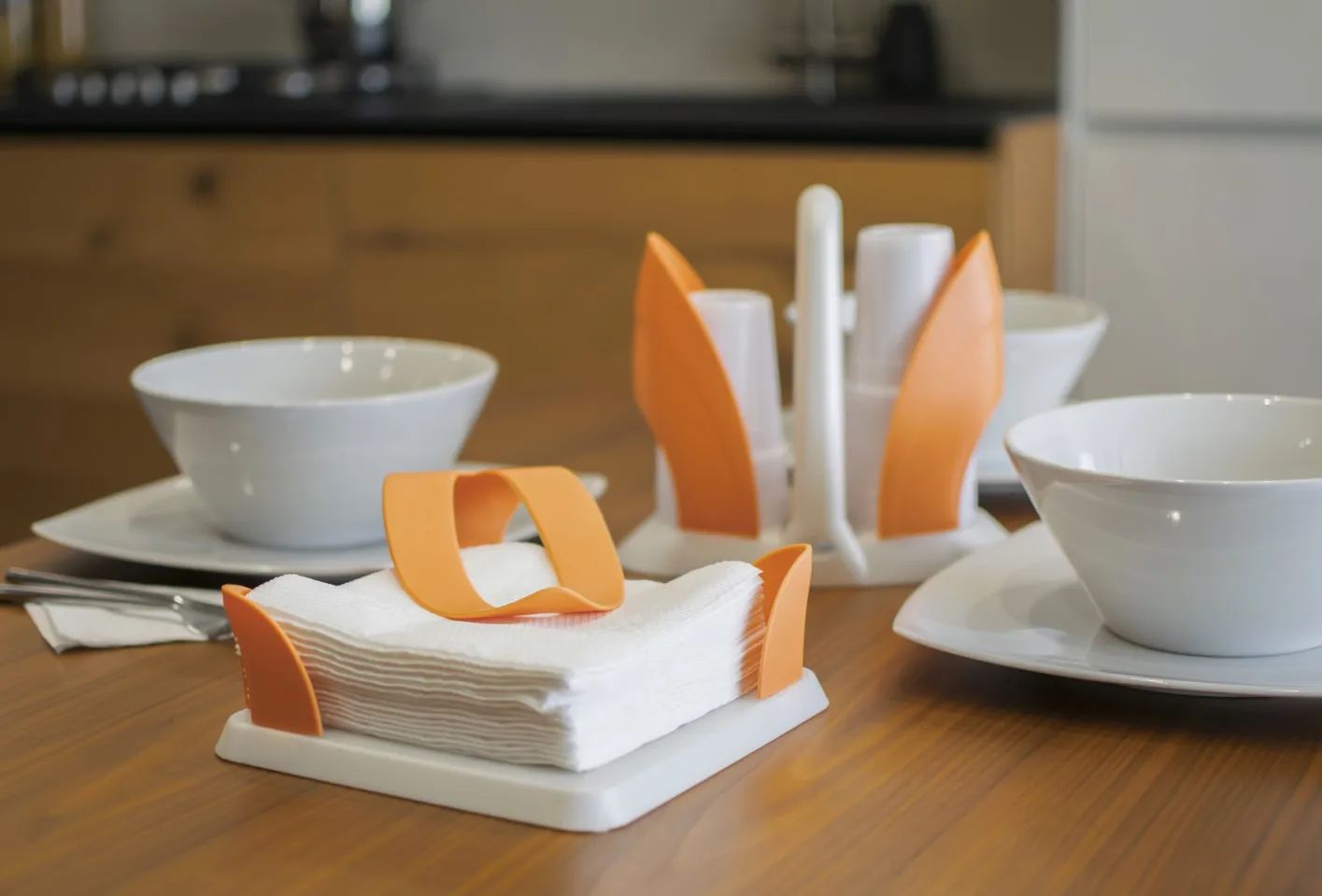 Italian Design Resistance Plastic Kitchen Gadget Accessory Table