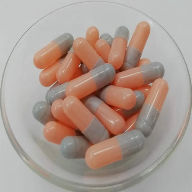 Capsules color. Желатиновые капсулы. Твердые желатиновые капсулы. Желатиновая оболочка. Почему капсулы в желатиновой оболочке.