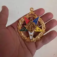 Knights Templa J. Waden Jewel, LA Fatenal Supply Company