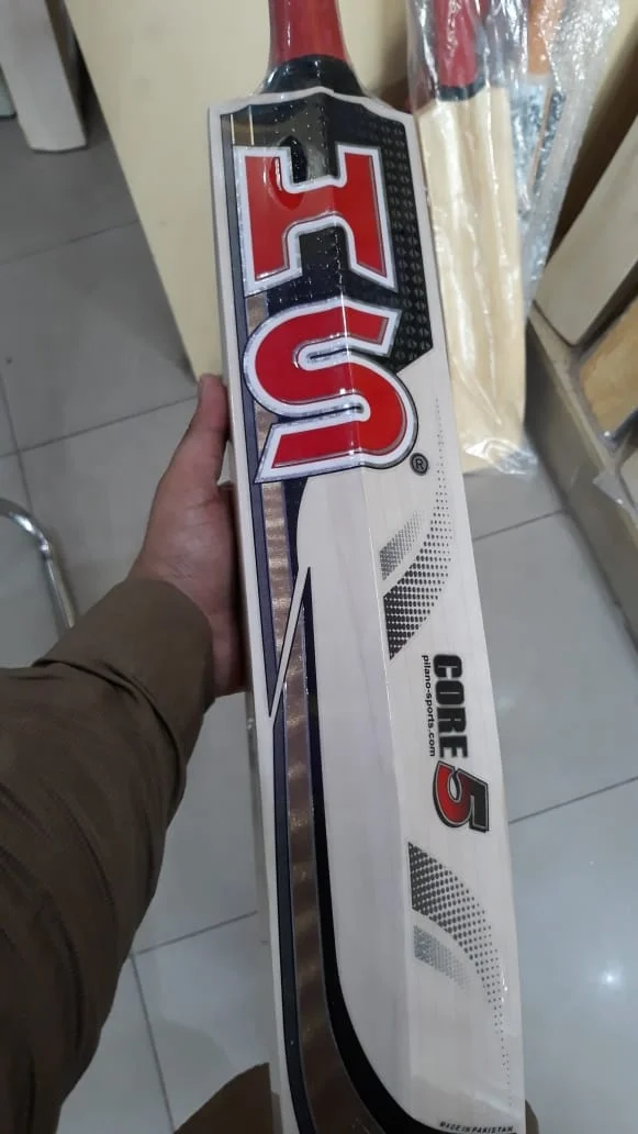 
 Мощная бита для игры в крикет с английской ивой  