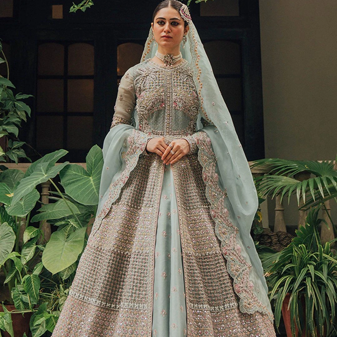 Designer Bollywood Bridal Gown Wedding ...