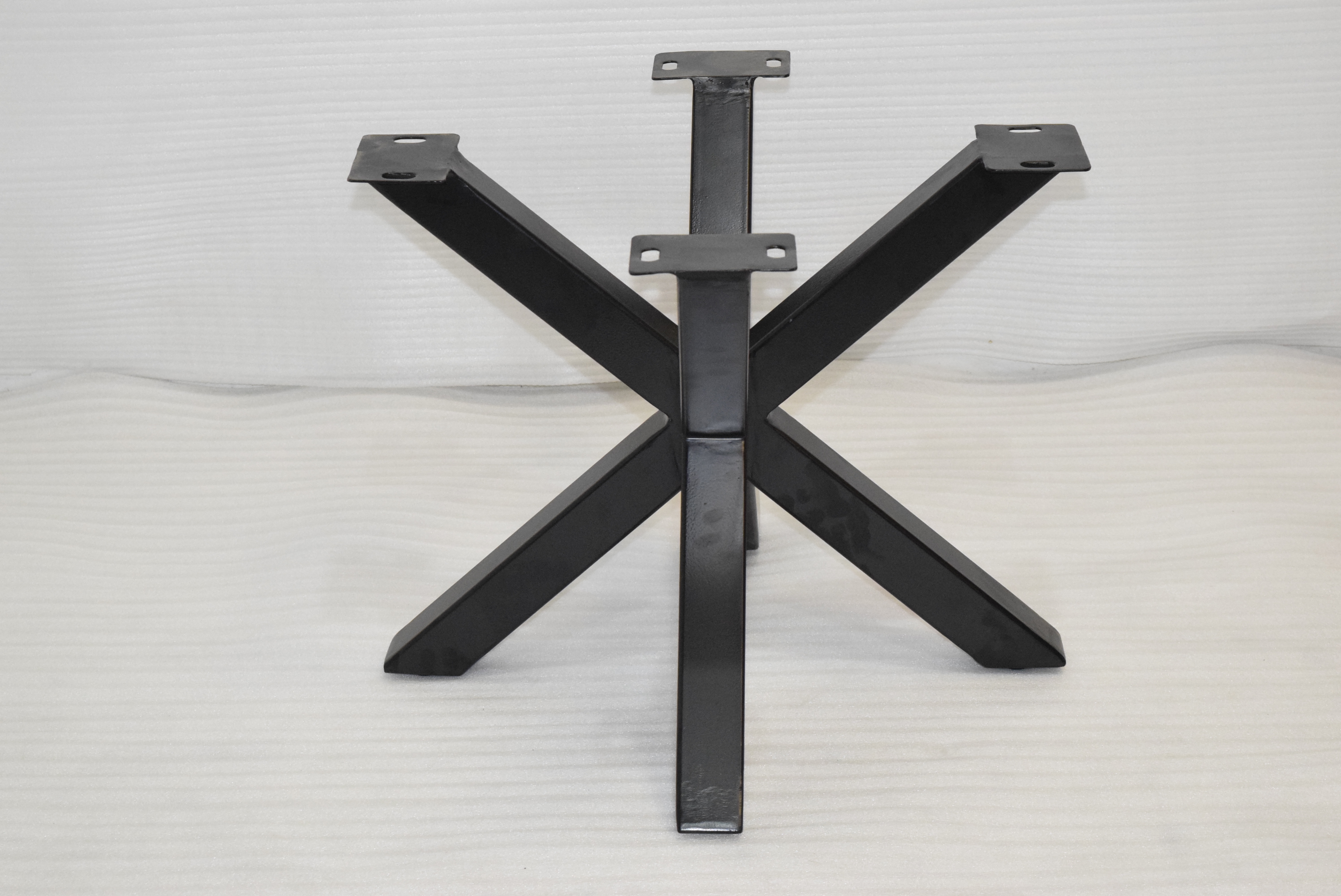 Промышленные металлические из железных трубок X стиль акации Live Edge столешницей обеденный