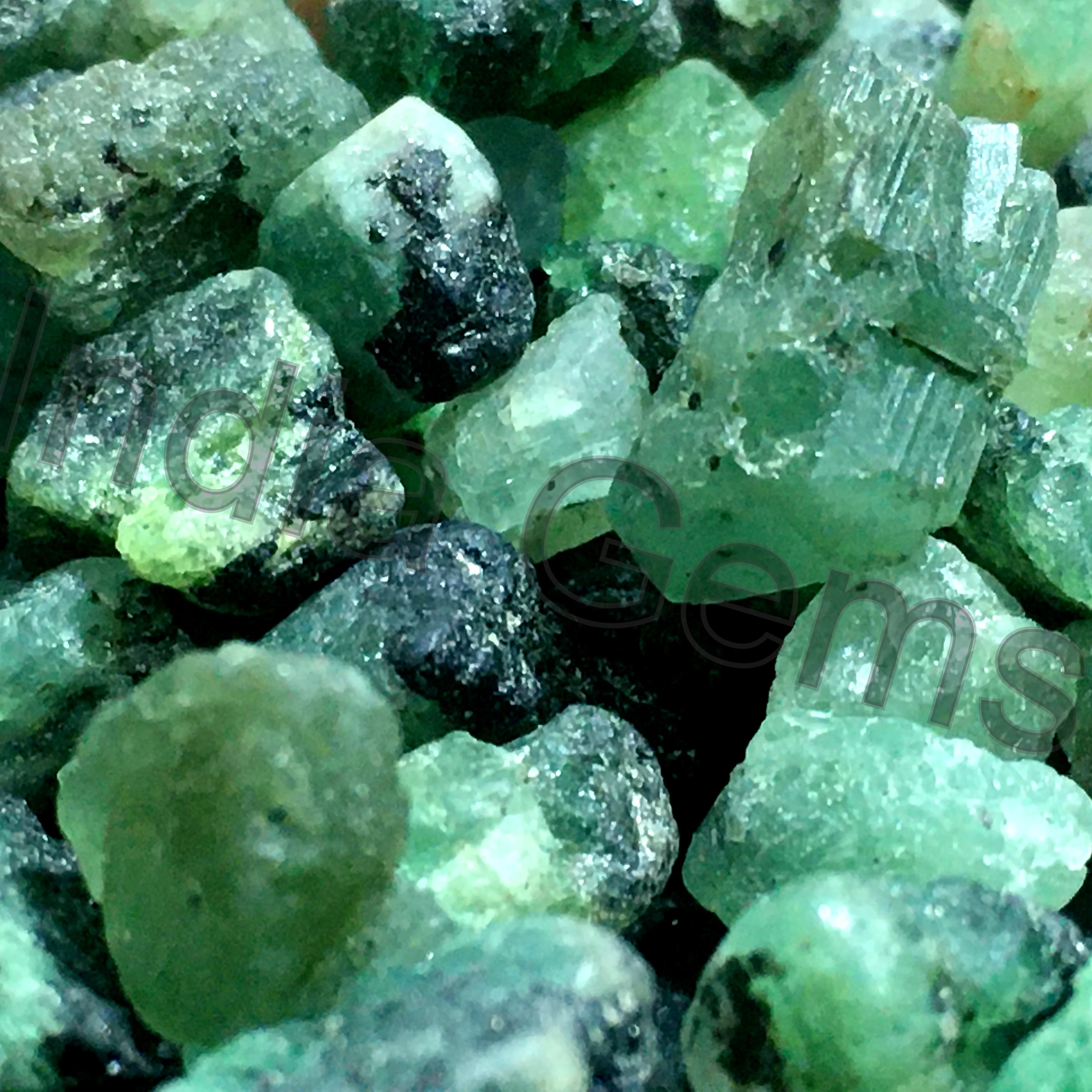 Justice beat bribe Natural Emerald Raw Rough Loose gemstone making jewelry wholesale price per  gram