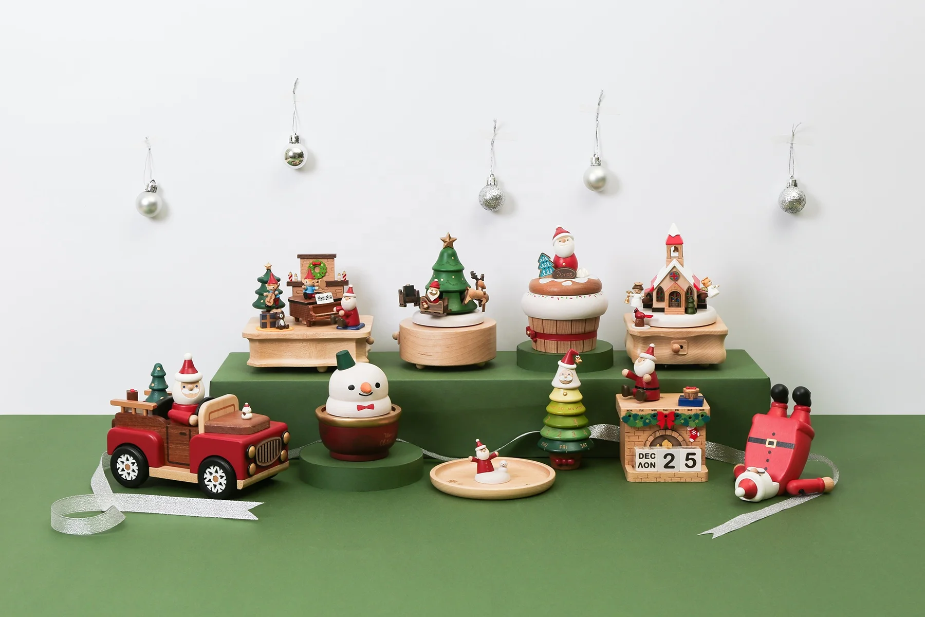 Wooderful life 木製オルゴール サンタとトナカイ