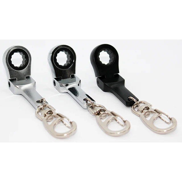 Брелок с трещоткой