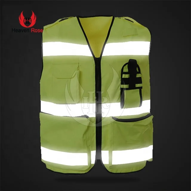 Жилет с флуоресцентными отражающими карманами на
