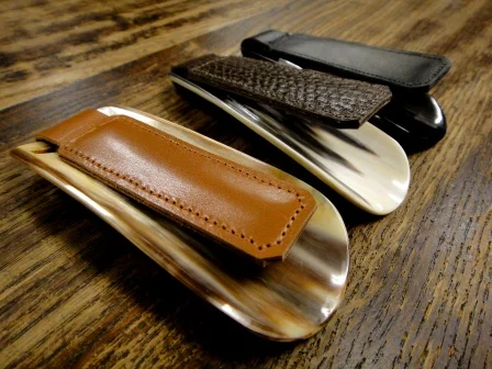 Маленький дизайнерский обувной рожок с подвесной полосой через гениальное ремесло для продажи и низкой