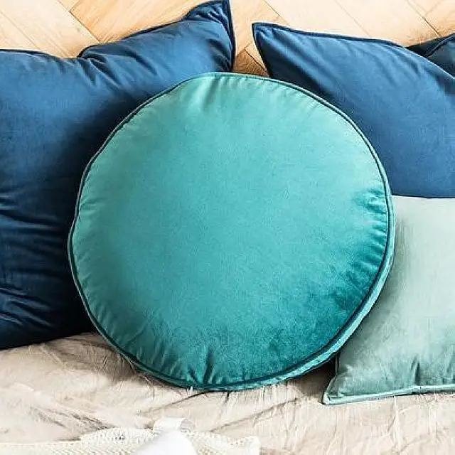 teal round cushion