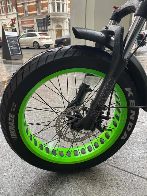 20x4 25 bike tire