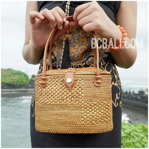 hand made bolsa design