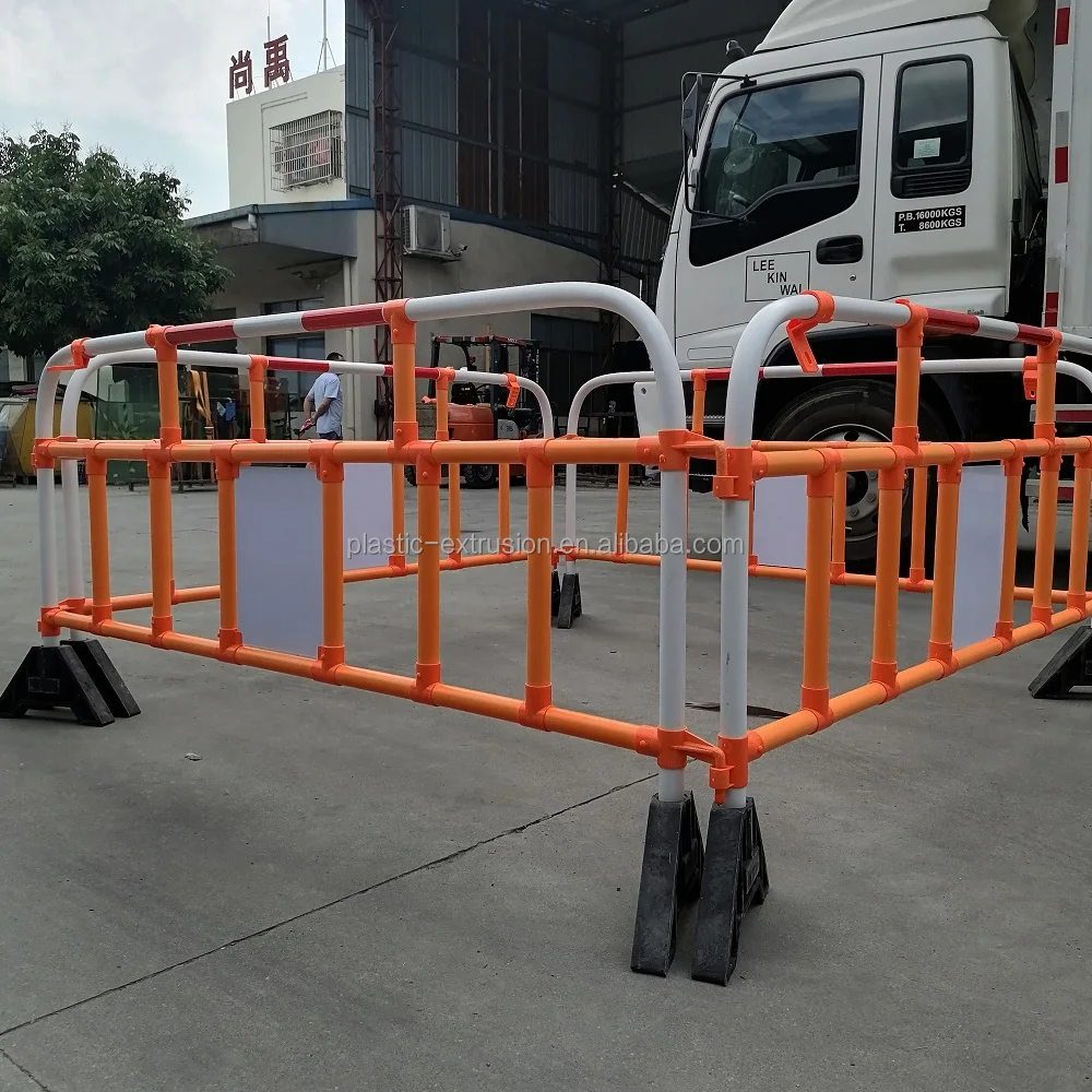 Yellow Road Barricade Angry Bull Hard Durable Pvc Barricade Plastic