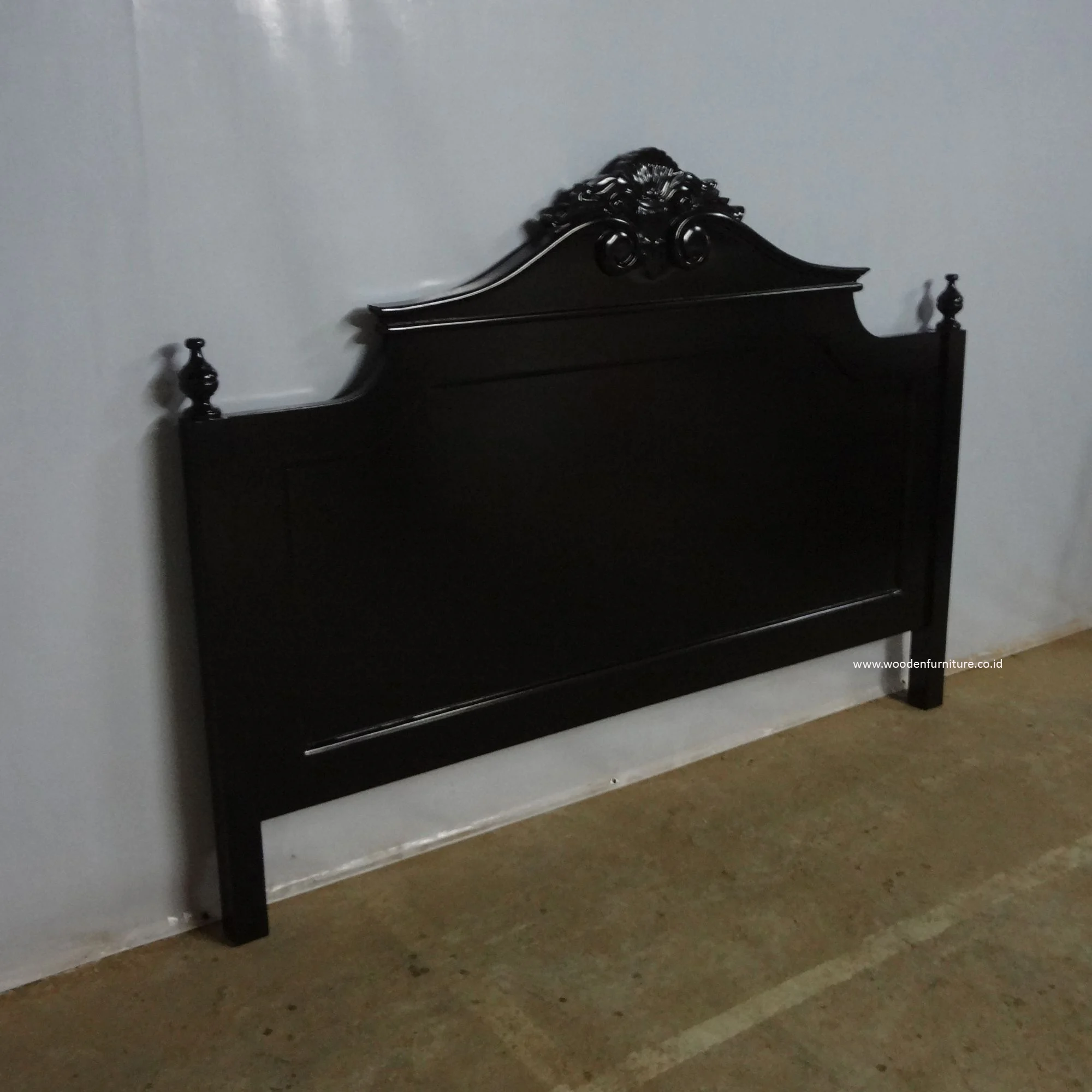 French Style Bed Head Antique Bedroom Furniture European Style Home Furniture Antique Headboard Wooden Headboard Buy French Style Bed Wooden Headboard European Style Bedroom Furniture Product On Alibaba Com