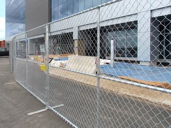 8'x12' construction chain link fence panels 1⅝"(41.2mm) with a wall thickness 16ga /1.6mm mesh aperture 2¼"x2¼"(57mmx57