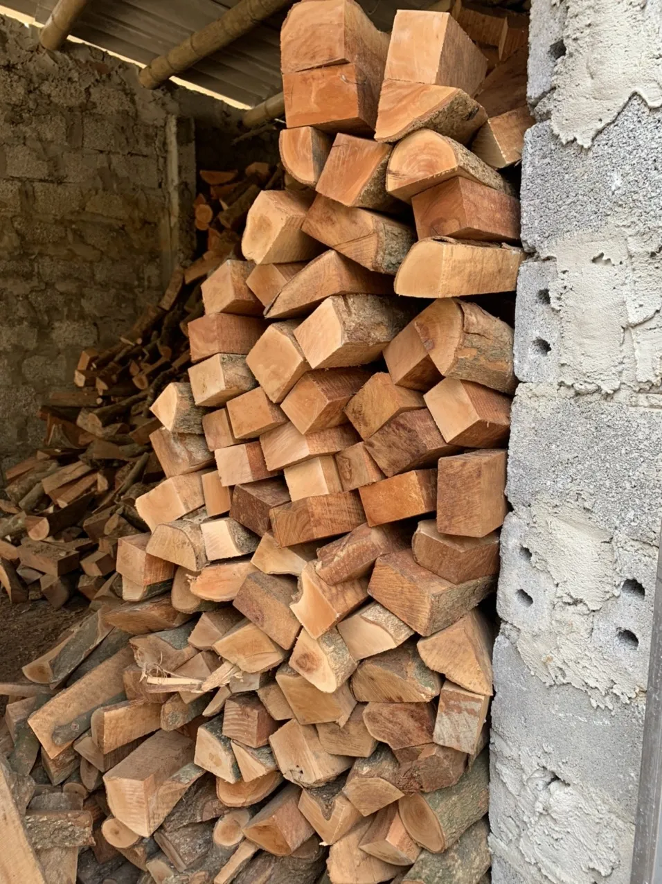 LOGAN-KAYA-ACACIA дерево высокого качества из вьетнама для