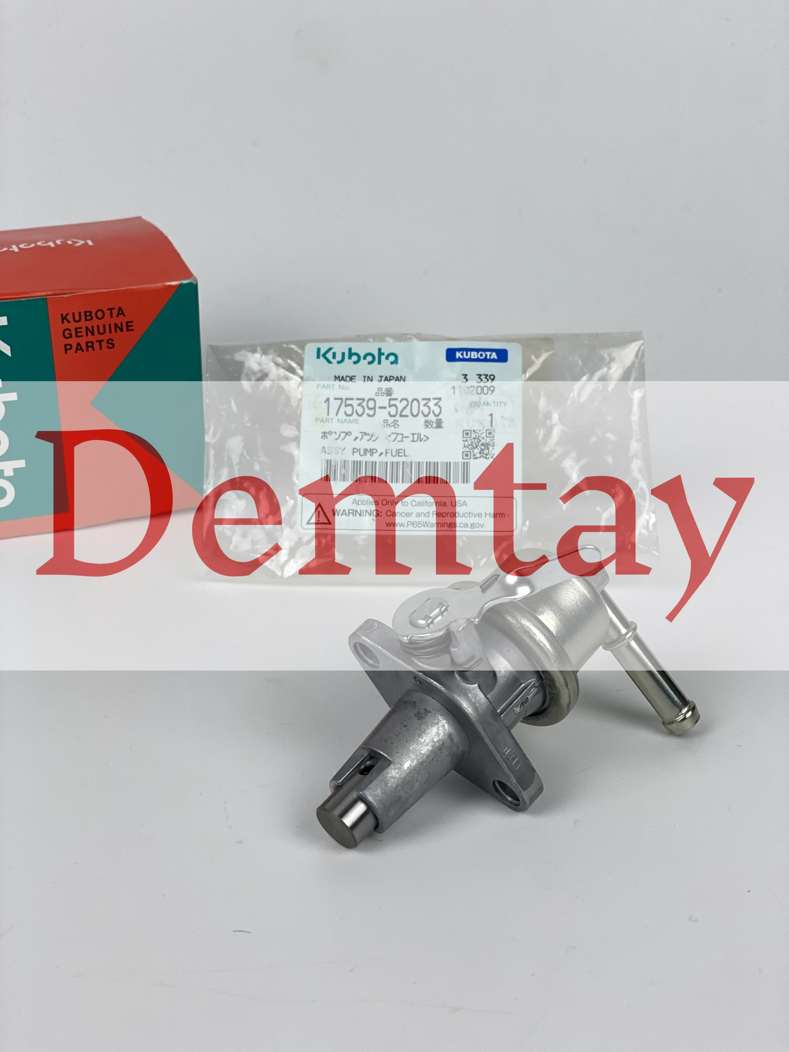 Genuine Kubota Spare Part Kubota 03 Series Engine 1753952033 Fuel Pump