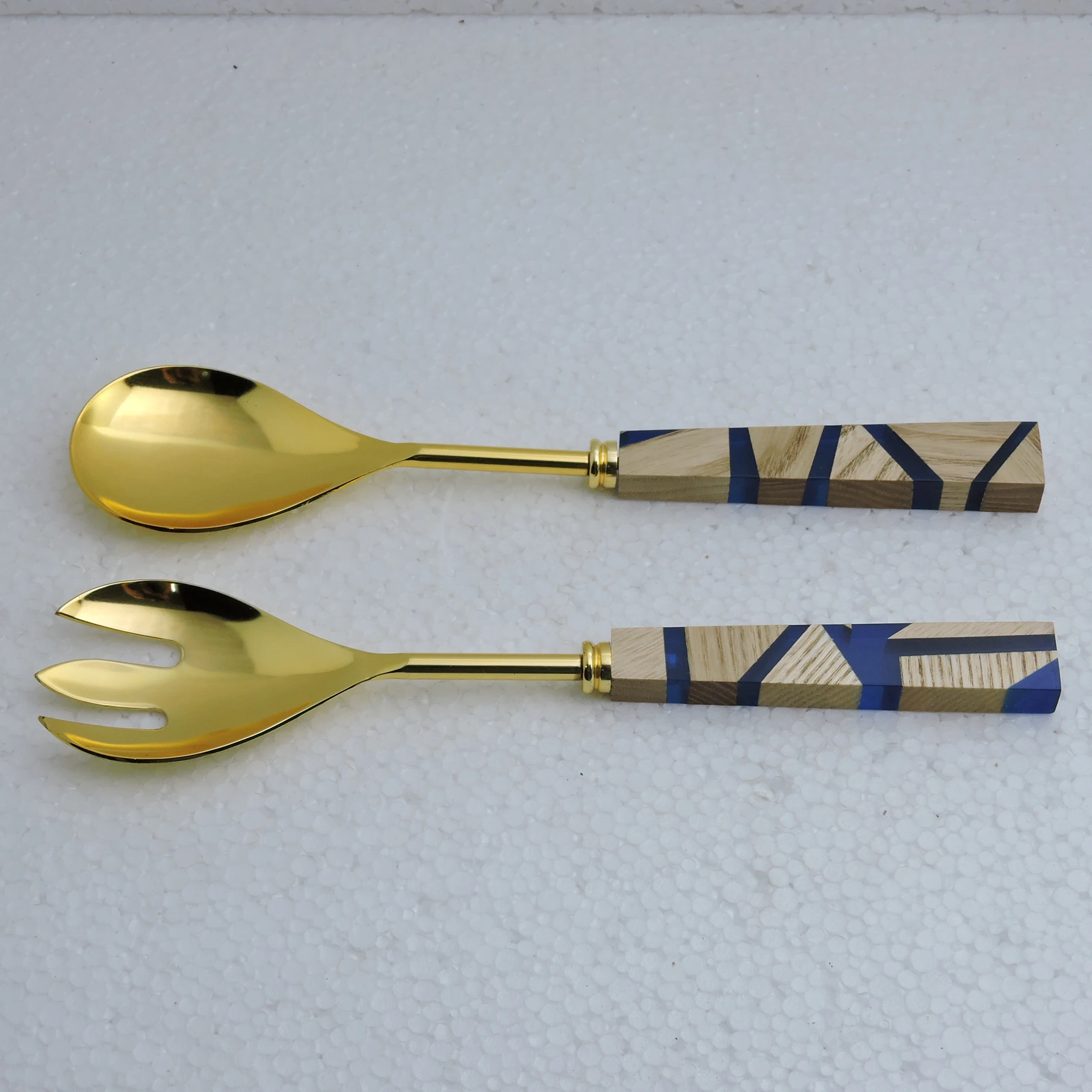 Салатный сервер из смолы и дерева с позолоченной ручкой новейшего дизайна для Бытовых Кухонных столовых приборов Роскошный Глянцевый Золотой салатный