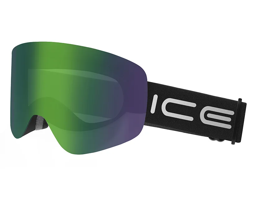 mirrored ski goggles